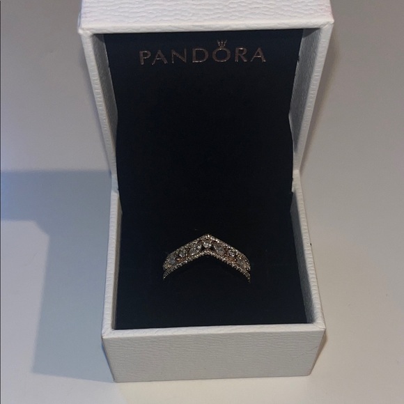 Pandora Rose Gold Chevron Ring with Clear Stones - Picture 1 of 1
